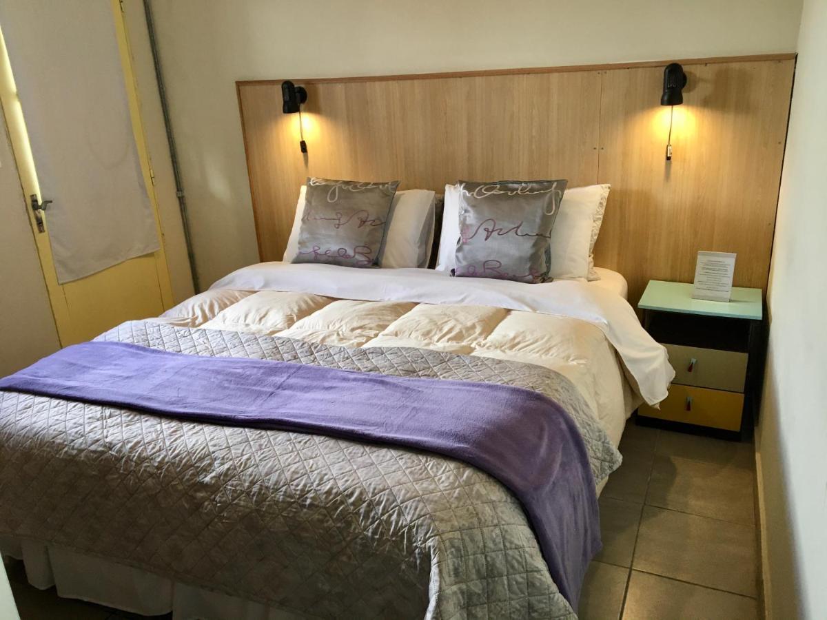 קולוניה דל סקרמנטו Rios Que Nos Unen Hostel מראה חיצוני תמונה