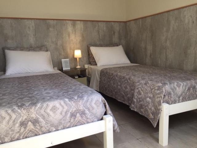קולוניה דל סקרמנטו Rios Que Nos Unen Hostel מראה חיצוני תמונה